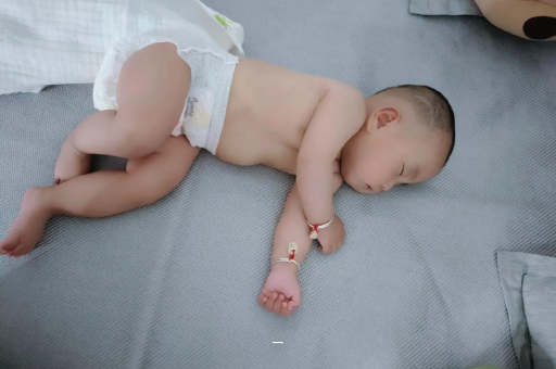 陆丰宝宝老打喷嚏怎么办